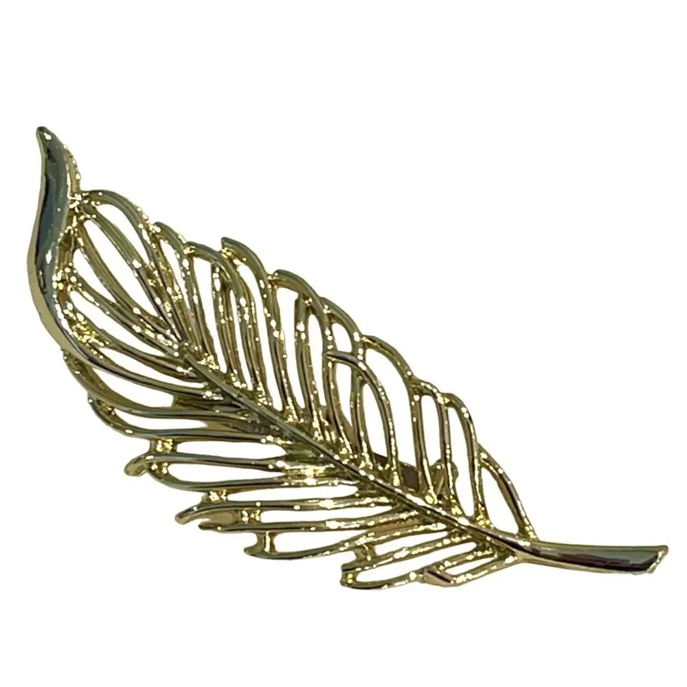 Gerrys Gold Leaf Brooch Pin 2.75